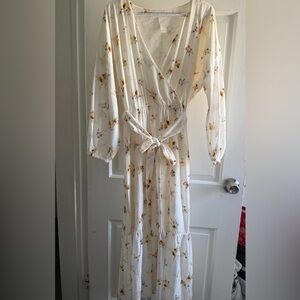 H&M White Floral Wildflower Meadow Maxi Dress